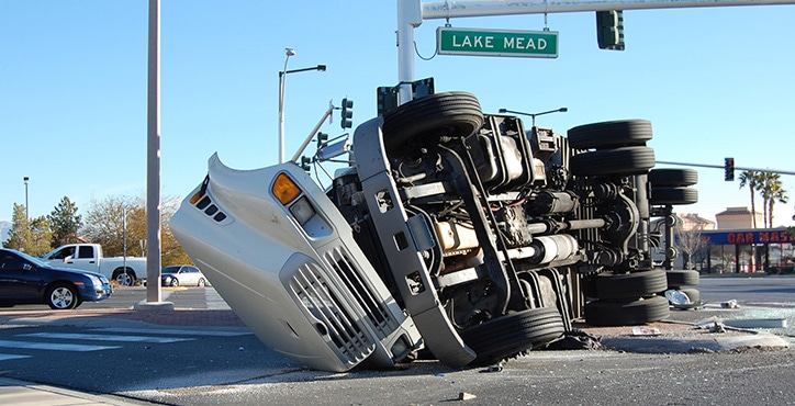 What Should You Do Immediately Following a Truck Accident?